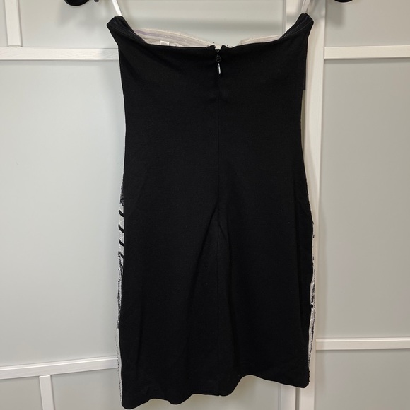 Sexy BEBE strapless dress - Picture 4 of 6